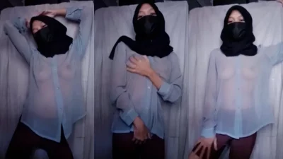 Hijab Binal Tocil Joget Striptis
