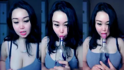 Mamah Muda Cantik Isep Botol Mango