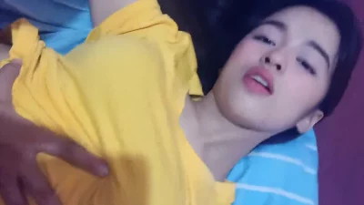 Viral Bocil Baju Kuning Desah Dientot