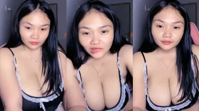 Yasmin Tobrut Pake Kostum Maid